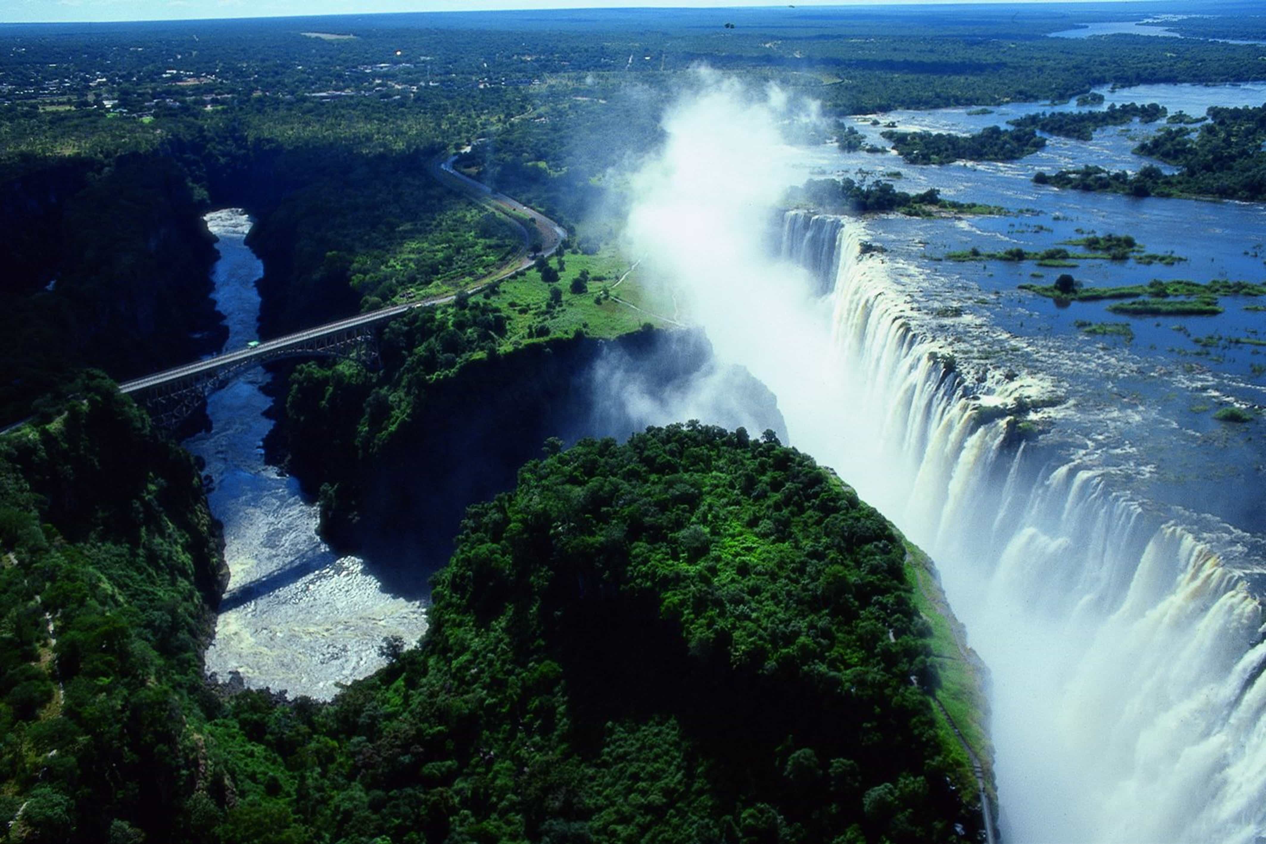 Victoria Falls Wallpaper