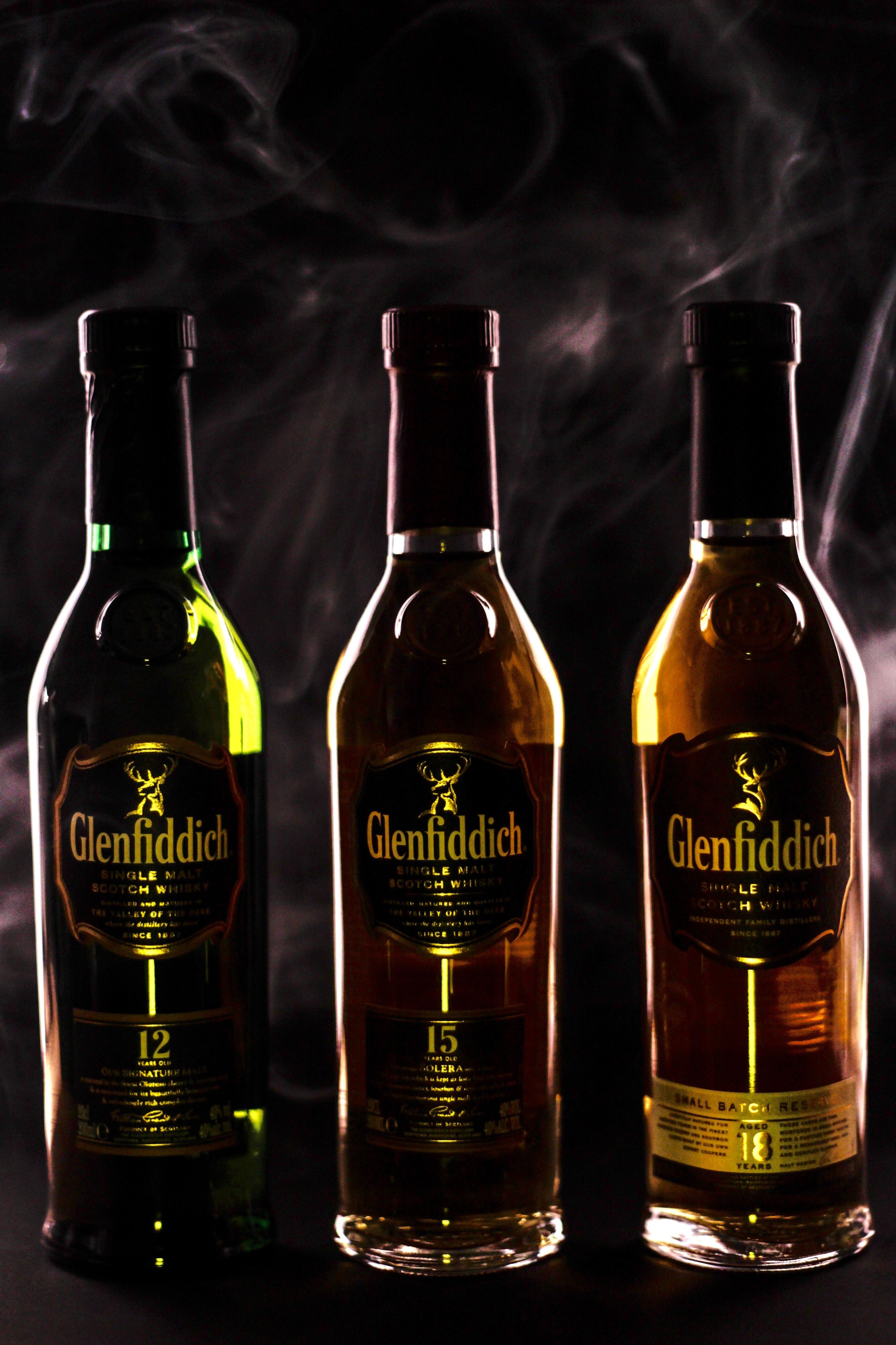 three glenfiddich bottle free image