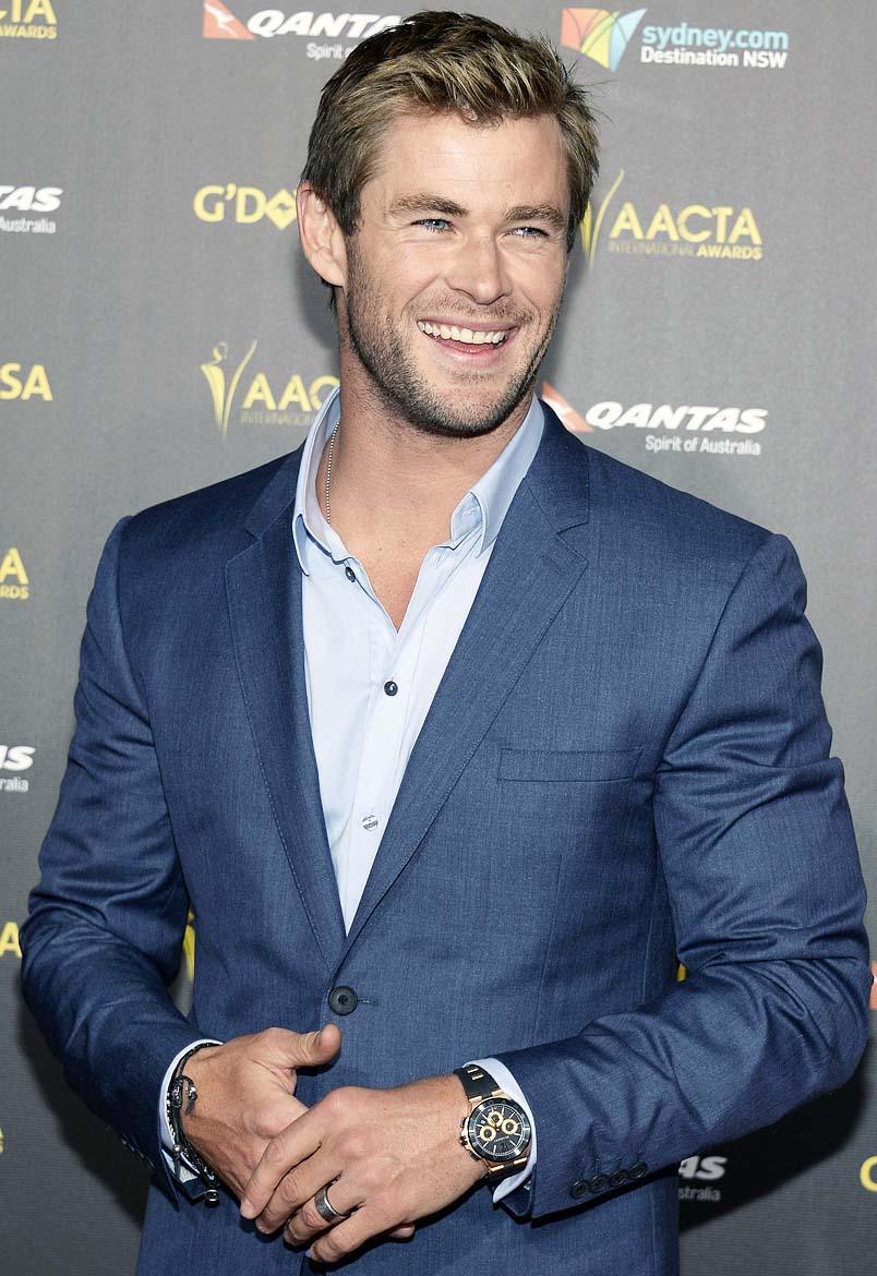 Chris Hemsworth to Bless Us With His Presence on Saturday Night Live