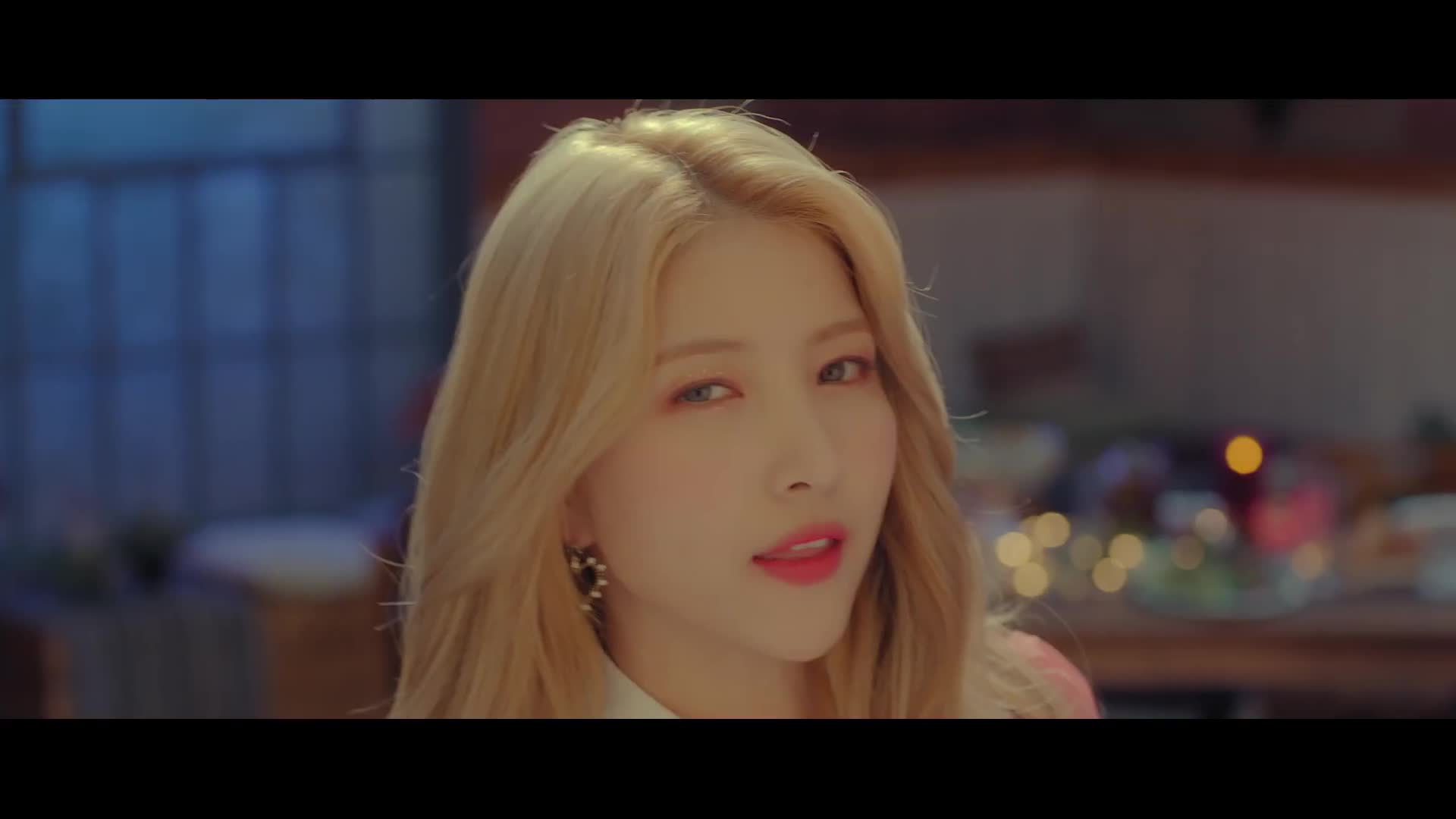 GFRIEND「SUNRISE -JP ver.-」 GIF. Find, Make & Share Gfycat GIFs