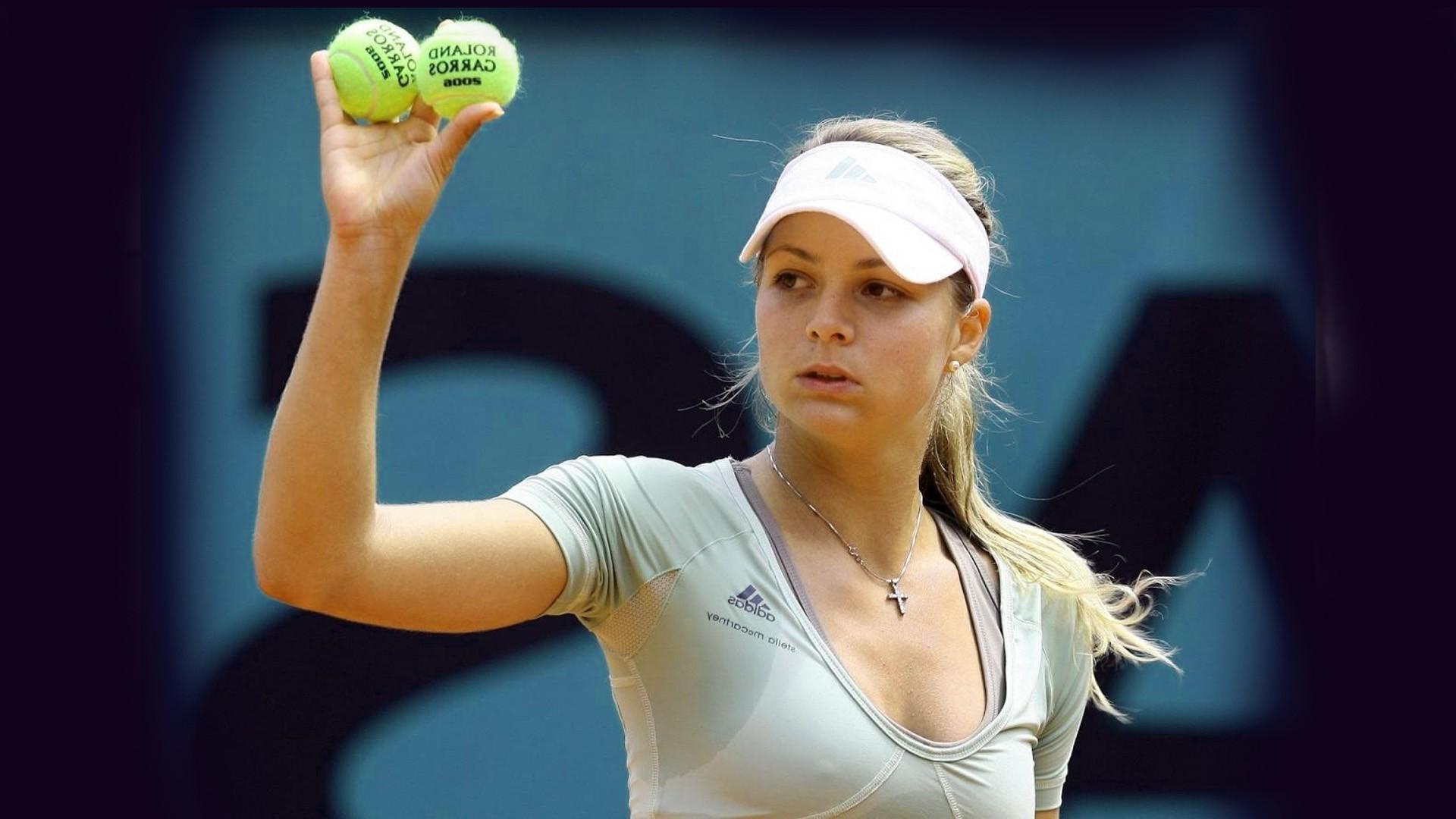 Maria Kirilenko Wallpaper PC Deskx219 px. EDecorati.com™