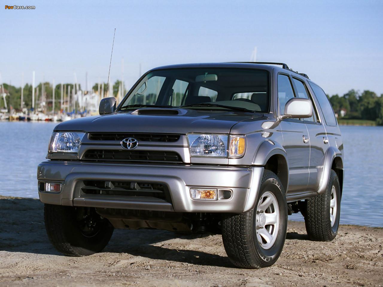 Toyota 4Runner 1999–2002 wallpaper