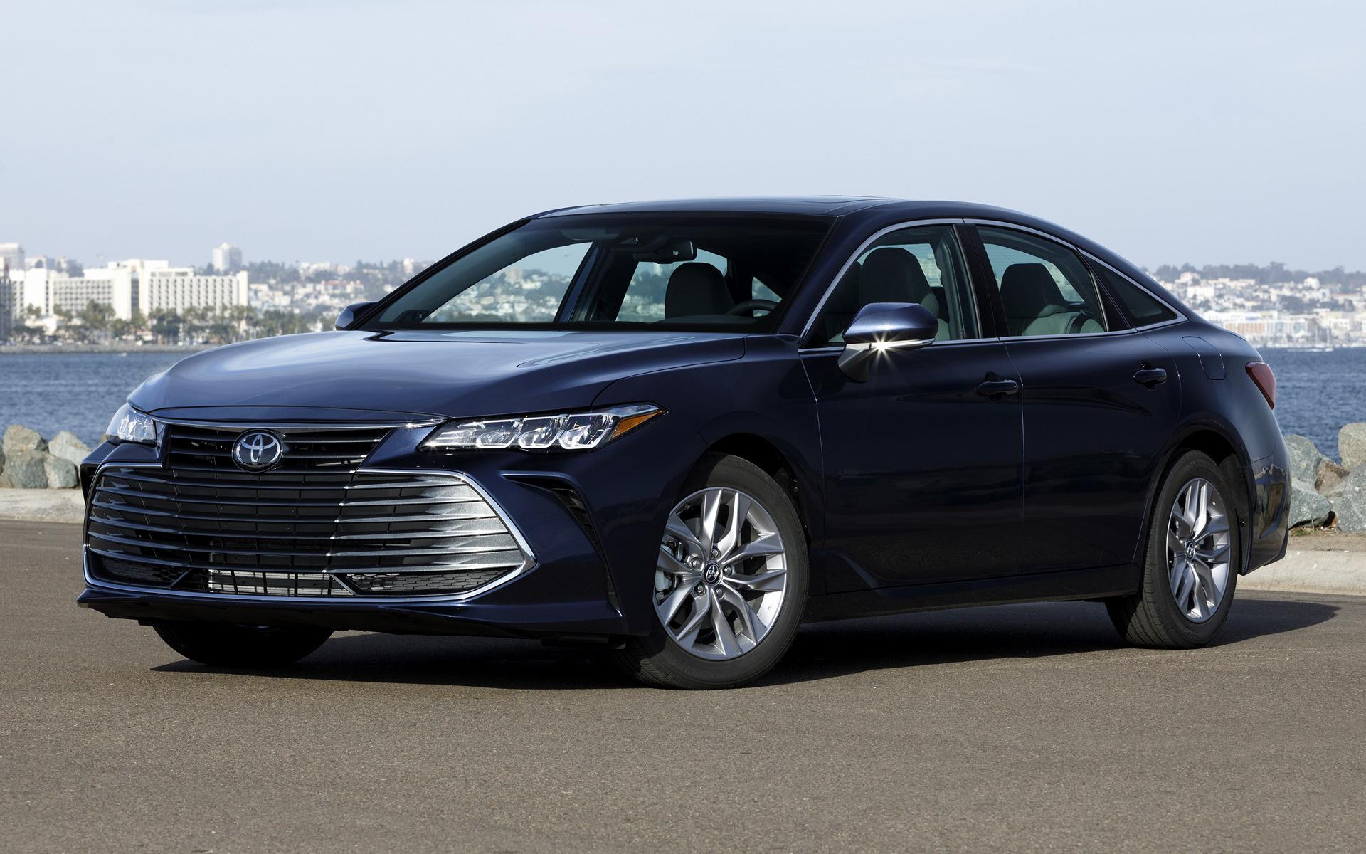 Toyota Avalon and HD Image