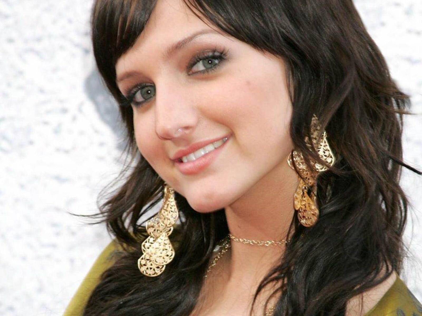 Ashlee Simpson