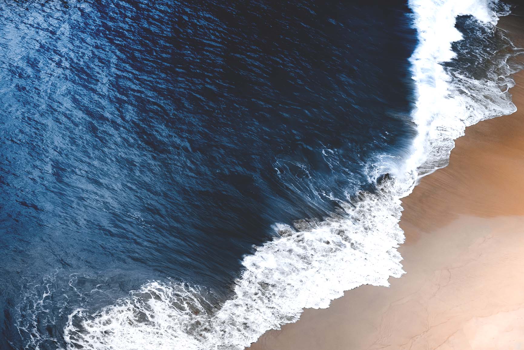 Refreshing Oceanic iPhone Xs Max Wallpaper
