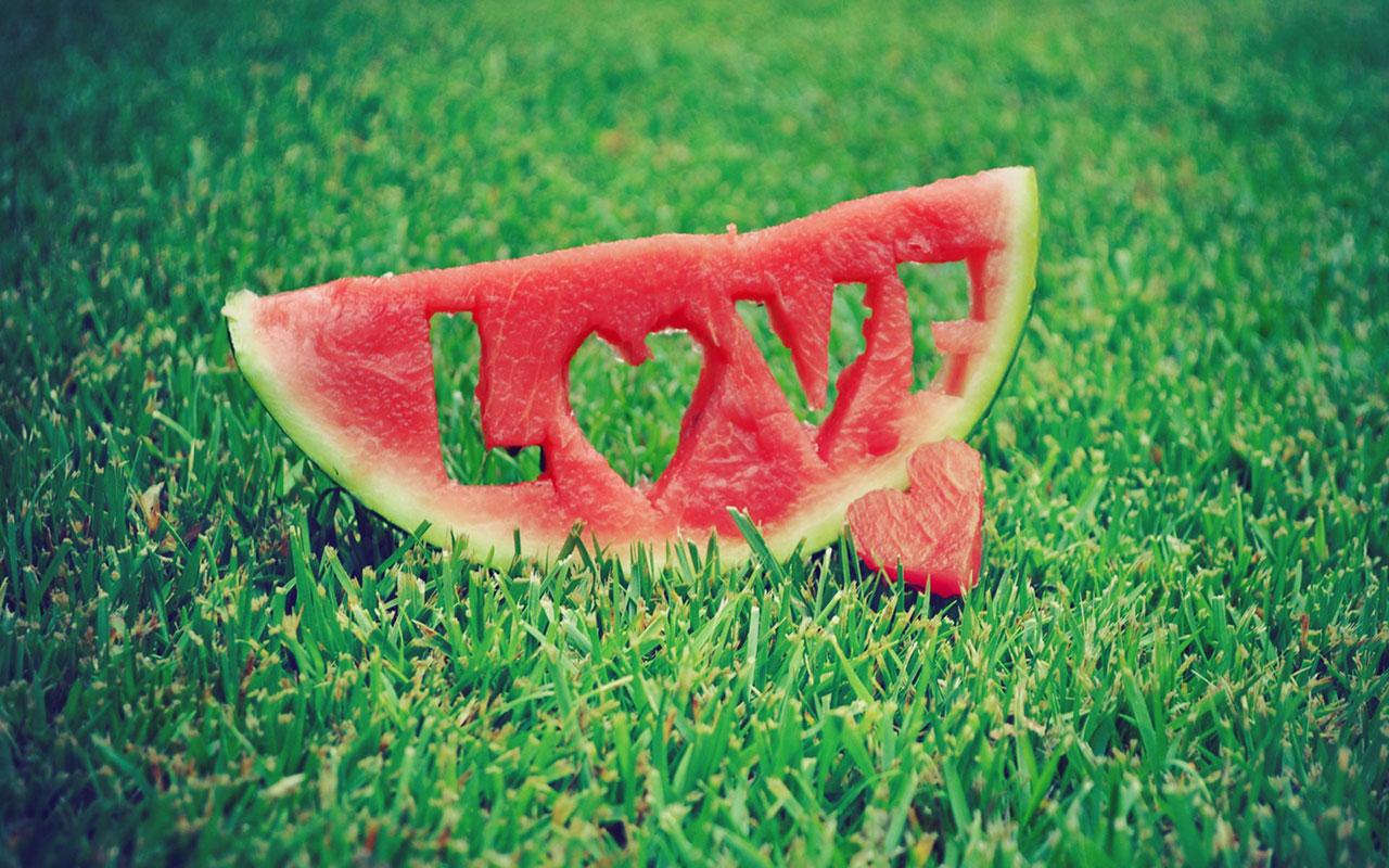 The summer refreshing watermelon HD photography wallpaper