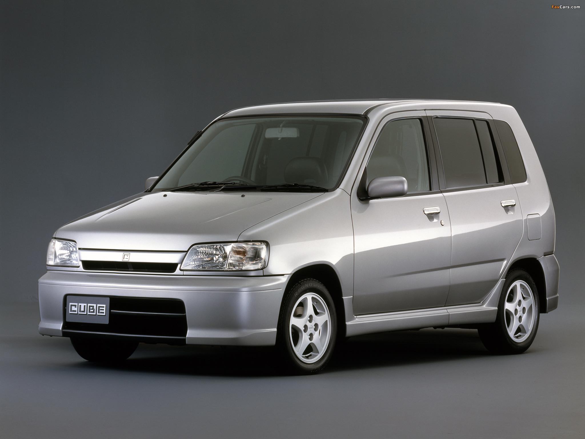 Nissan Cube (Z10) 1998–2000 image