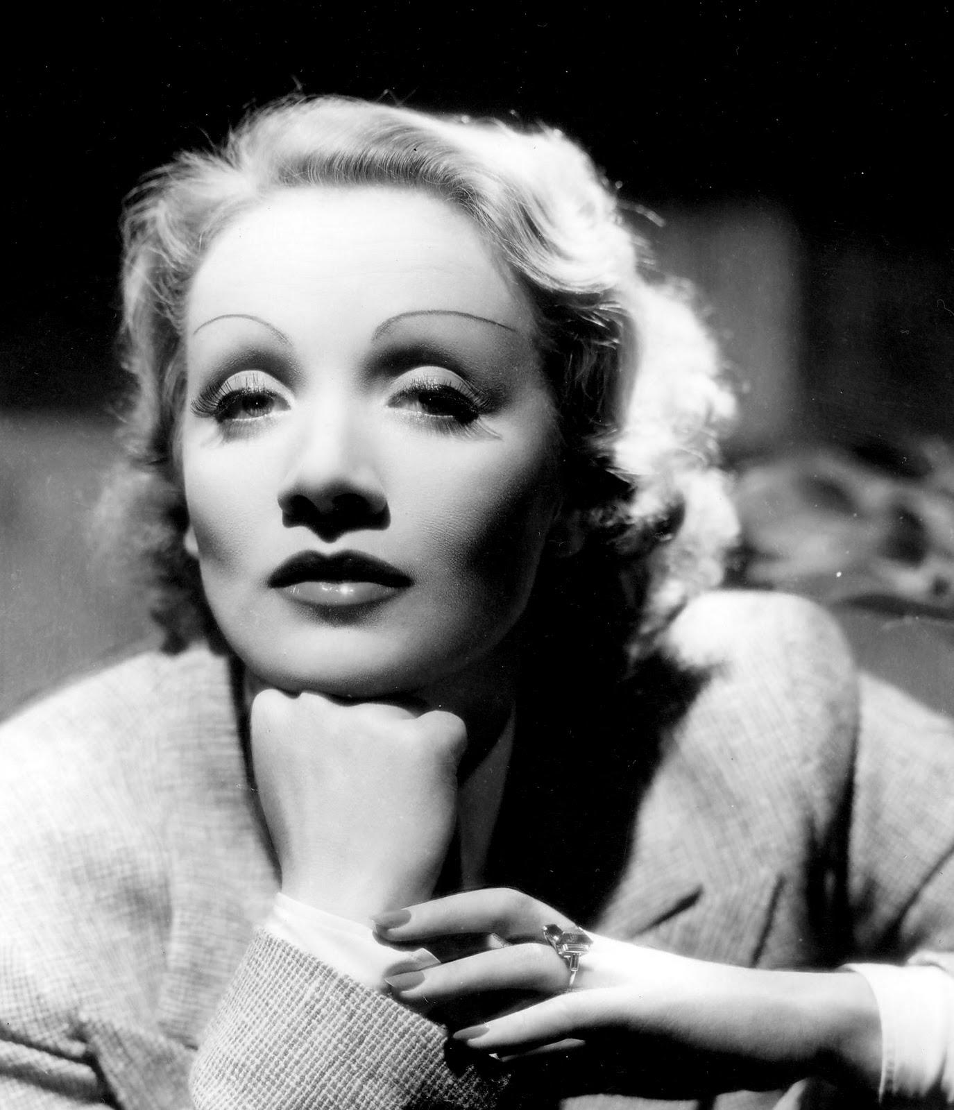 Marlene Dietrich Gallery. Picture Category Best
