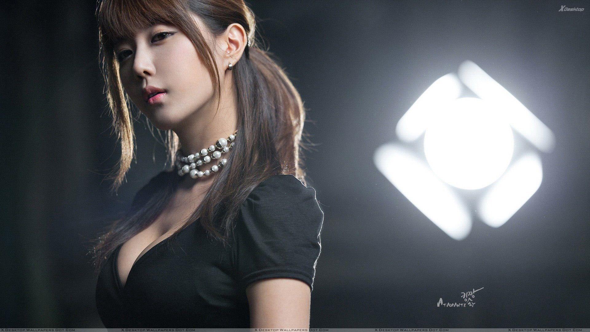 Heo Yun Mi Cute Korean Girl In Black Dress Side Pose Wallpaper. Linda chica coreana, Modelo asiático, Fondo de pantalla de chica linda