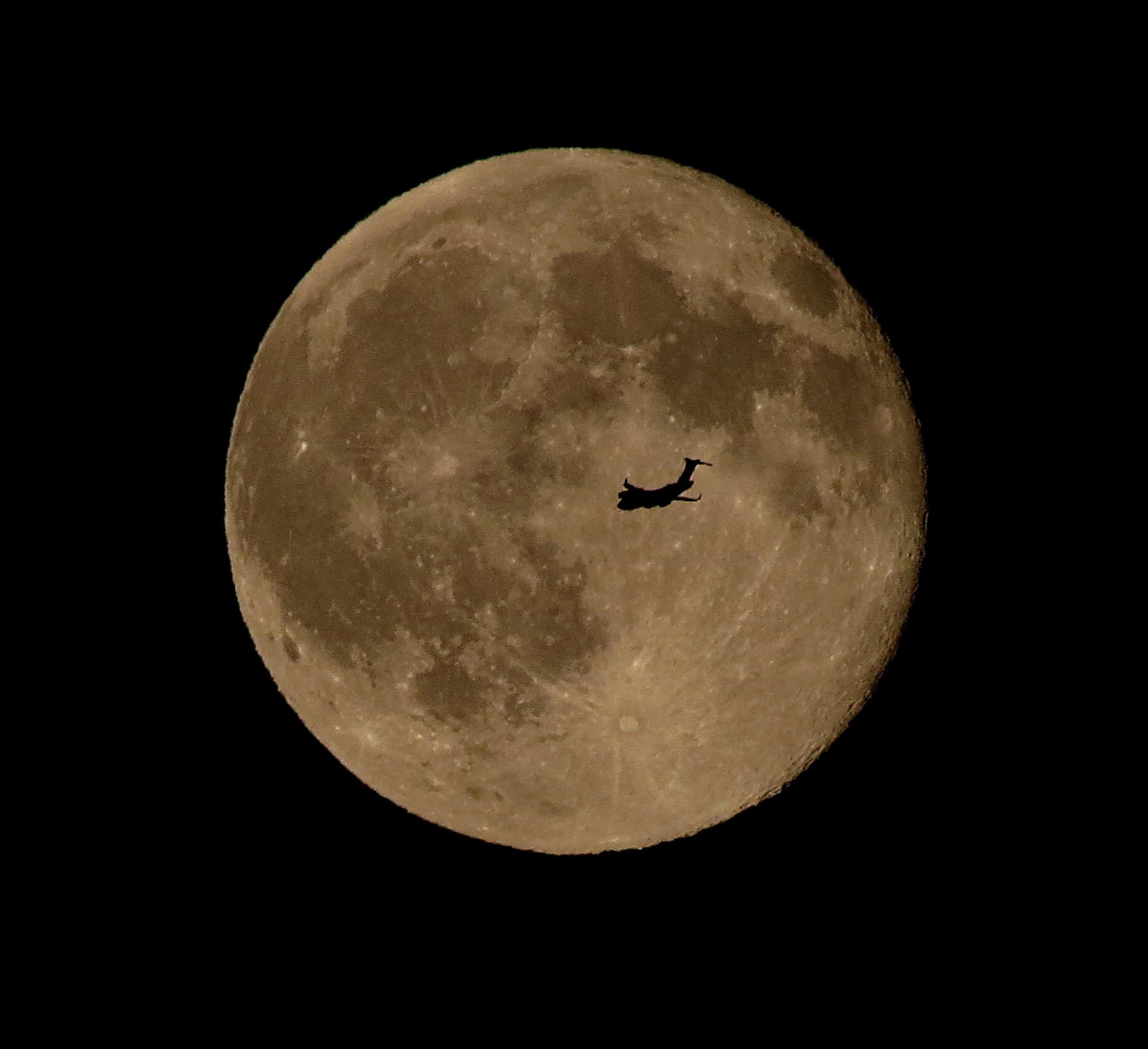 Blue Moon Photo of 2015: Amazing Full Moon Views