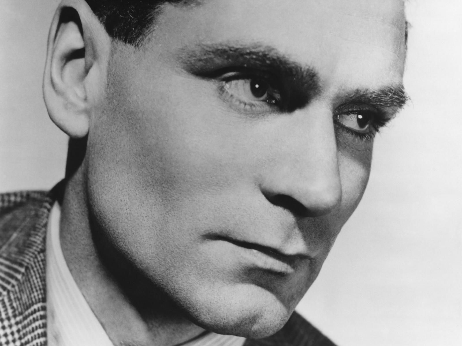 Laurence Olivier #Photo