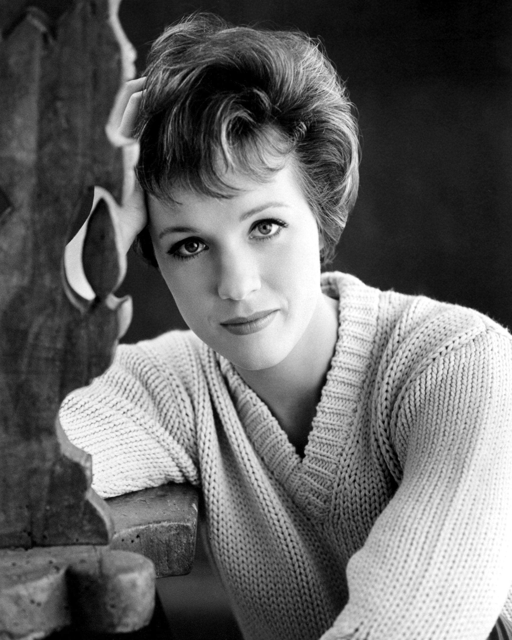 Julie Andrews HD Wallpapers.