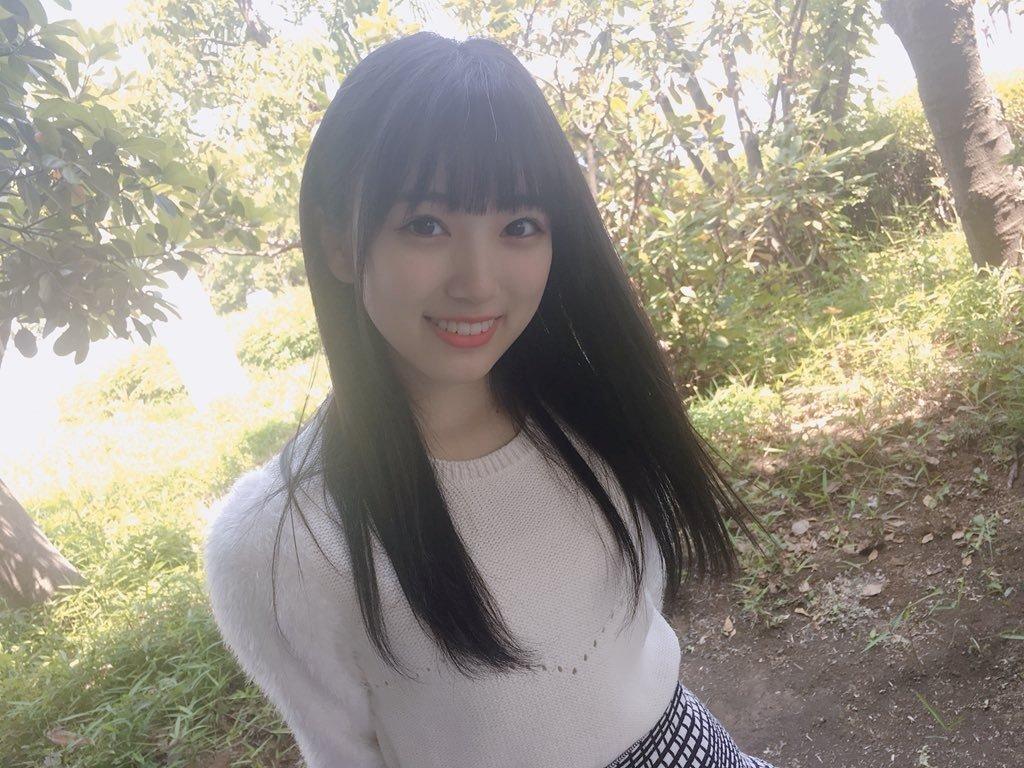 IZ*ONE Members' Nicknames in Online Korean Communities Nako