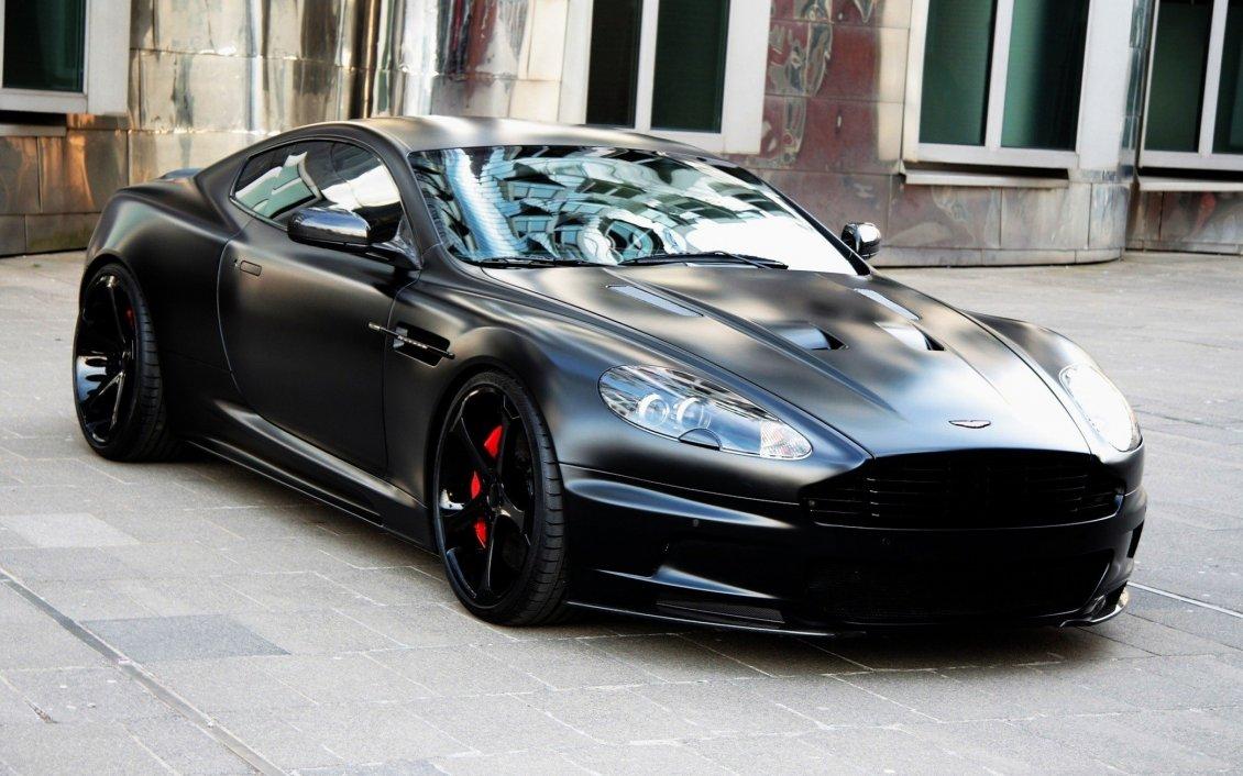 Black Aston Martin Db9