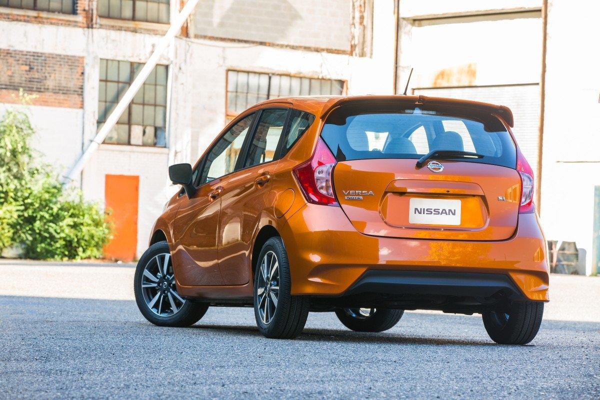 Nissan Versa Note Front High Resolution Wallpaper. Car