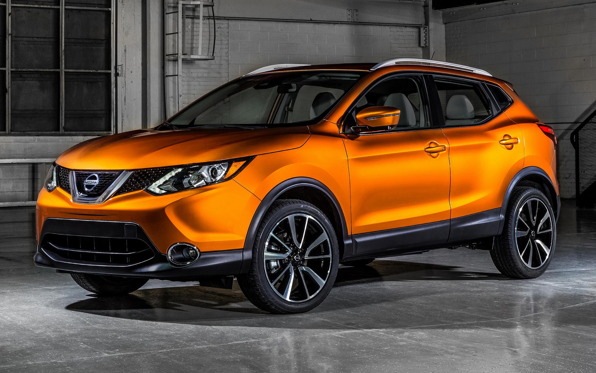 Nissan Rogue Sport SL and HD Image