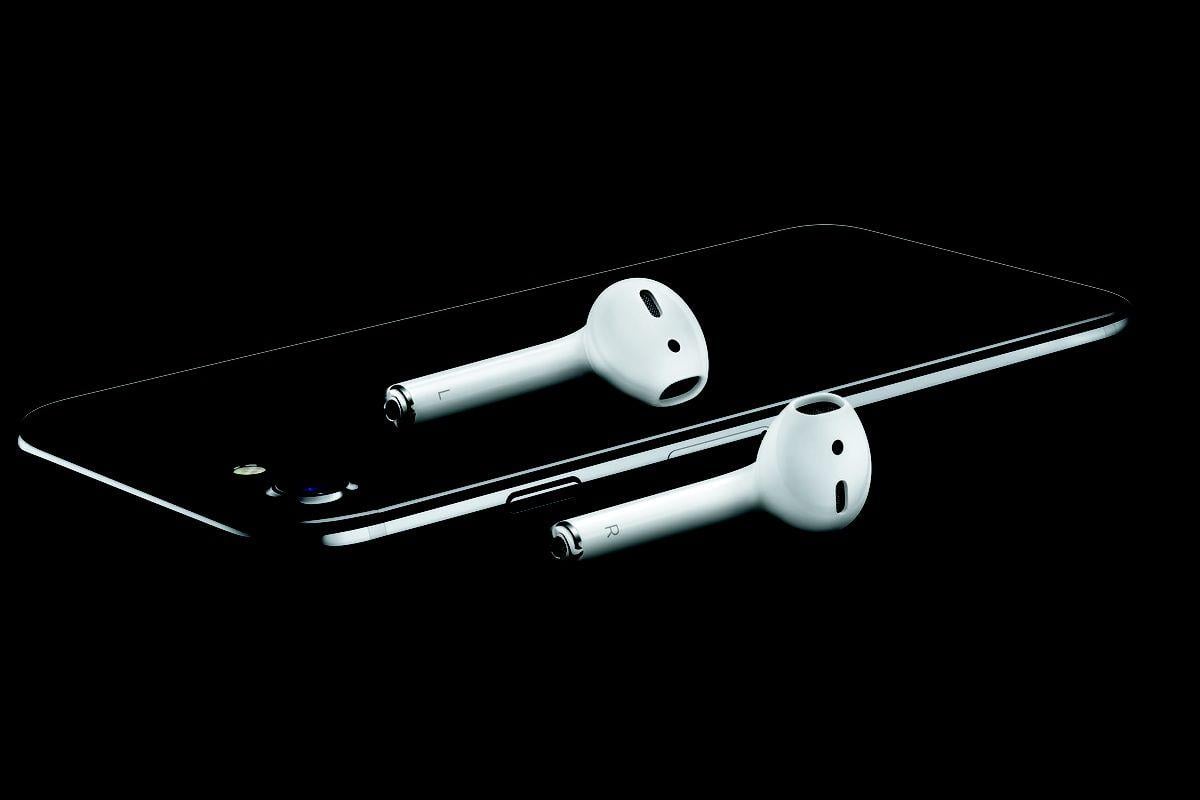 Apple's AirPods do use Bluetooth and they don't require an iPhone 7
