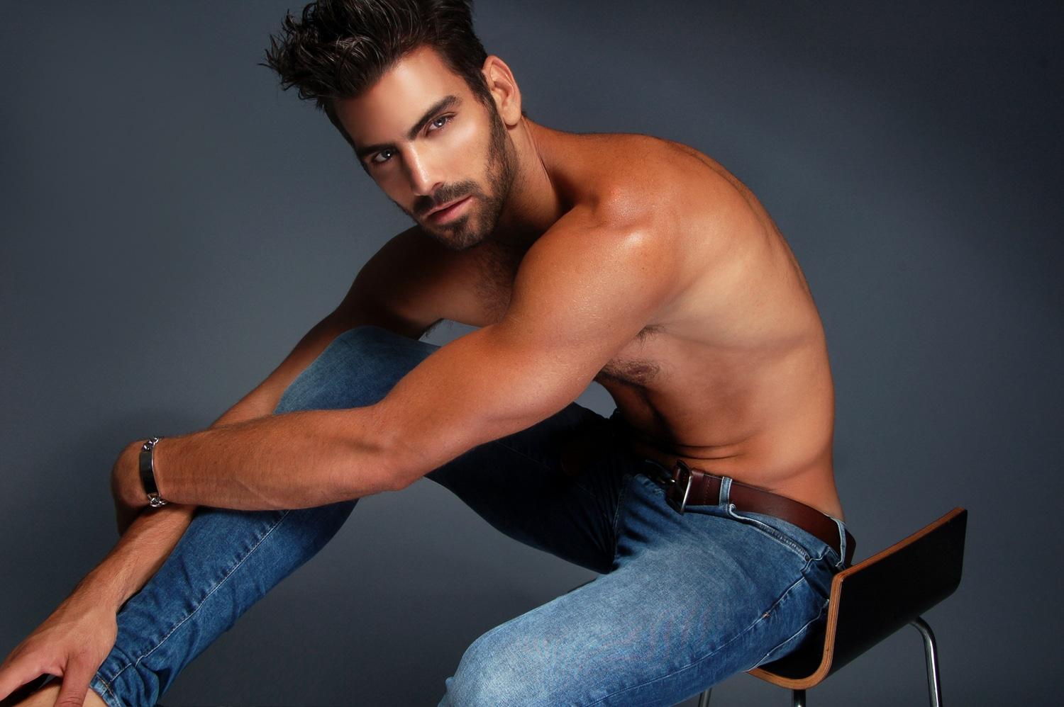 Reasons in Gifs To Love Hunky Sexually Fluid Nyle DiMarco. Meaws