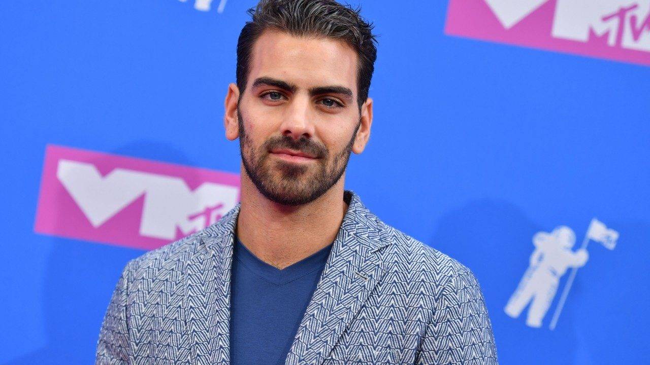 Nyle DiMarco Perfectly Responds to Paparazzi Yelling at His