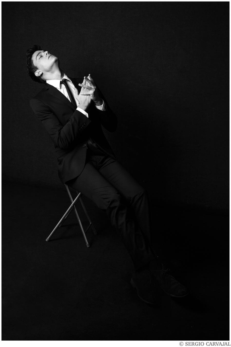 Xavier Serrano by Sergio Carvajal. Male Models. Celebrities. Pop