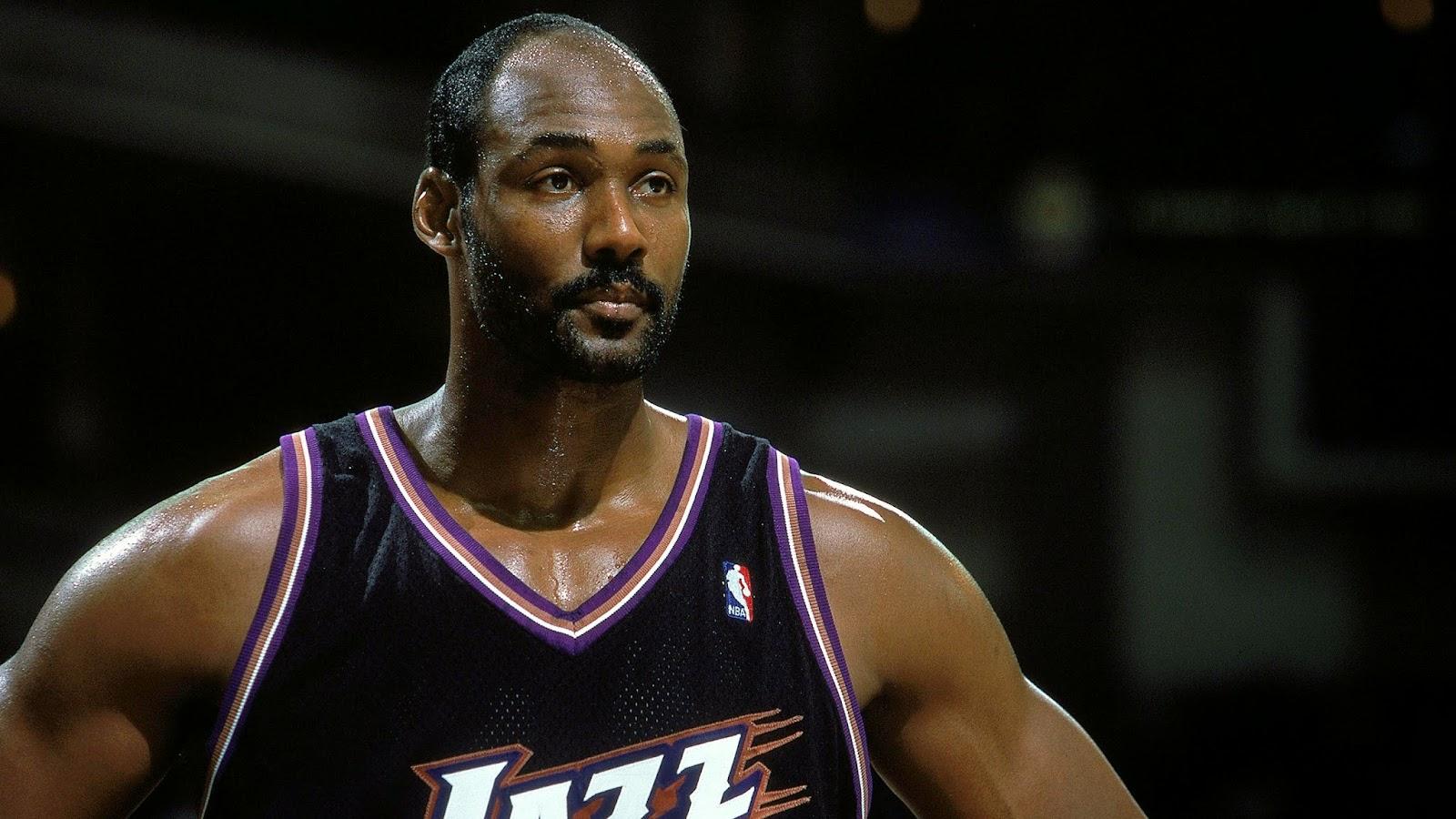 Watch: 'Jeopardy!' contestants stumped on question about Karl Malone