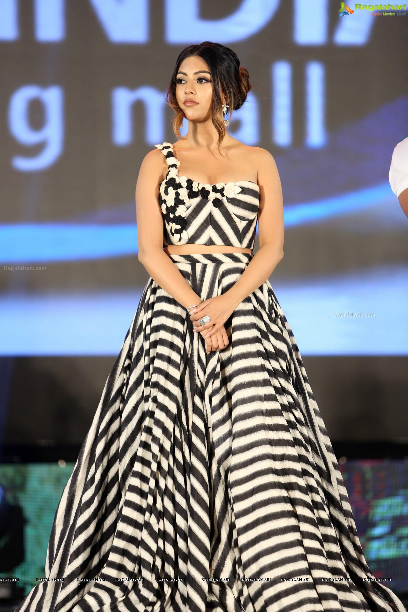 Anu Emmanuel at Naa Peru Surya Naa Illu India Pre Release Event