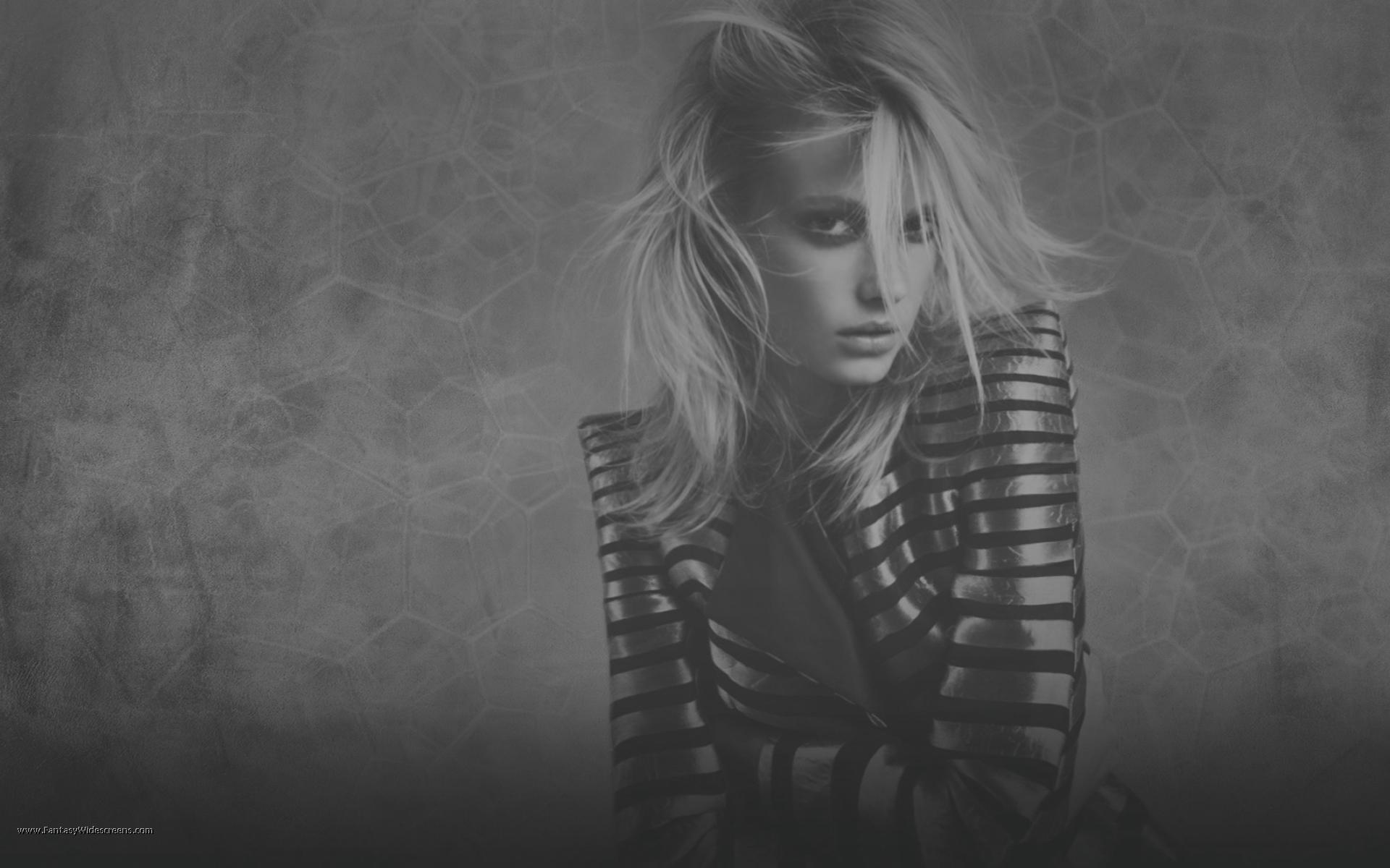 HD Fashion Model Wallpaper