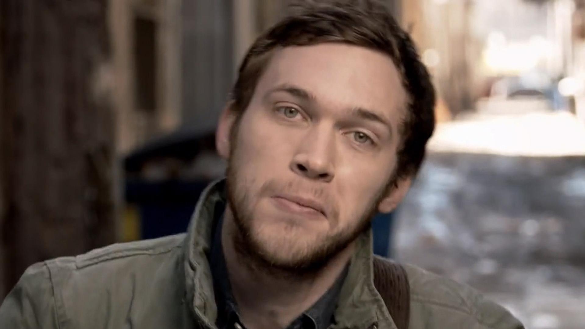 Phillip Phillips sues 'Idol' to get out of contract