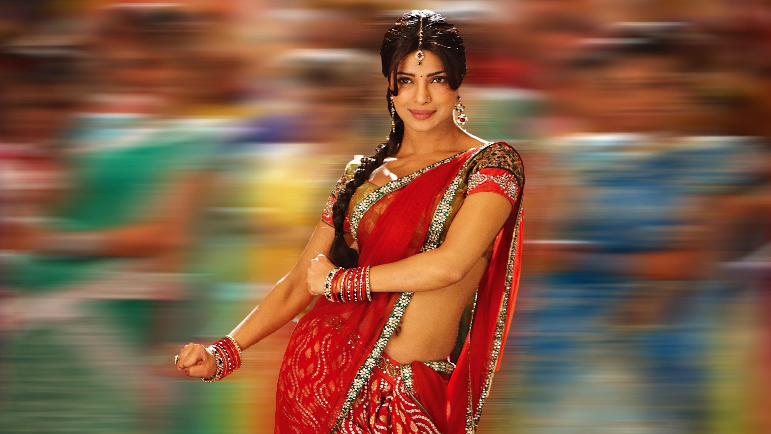 Priyanka Chopra in Saree Wallpaper in jpg format for free download