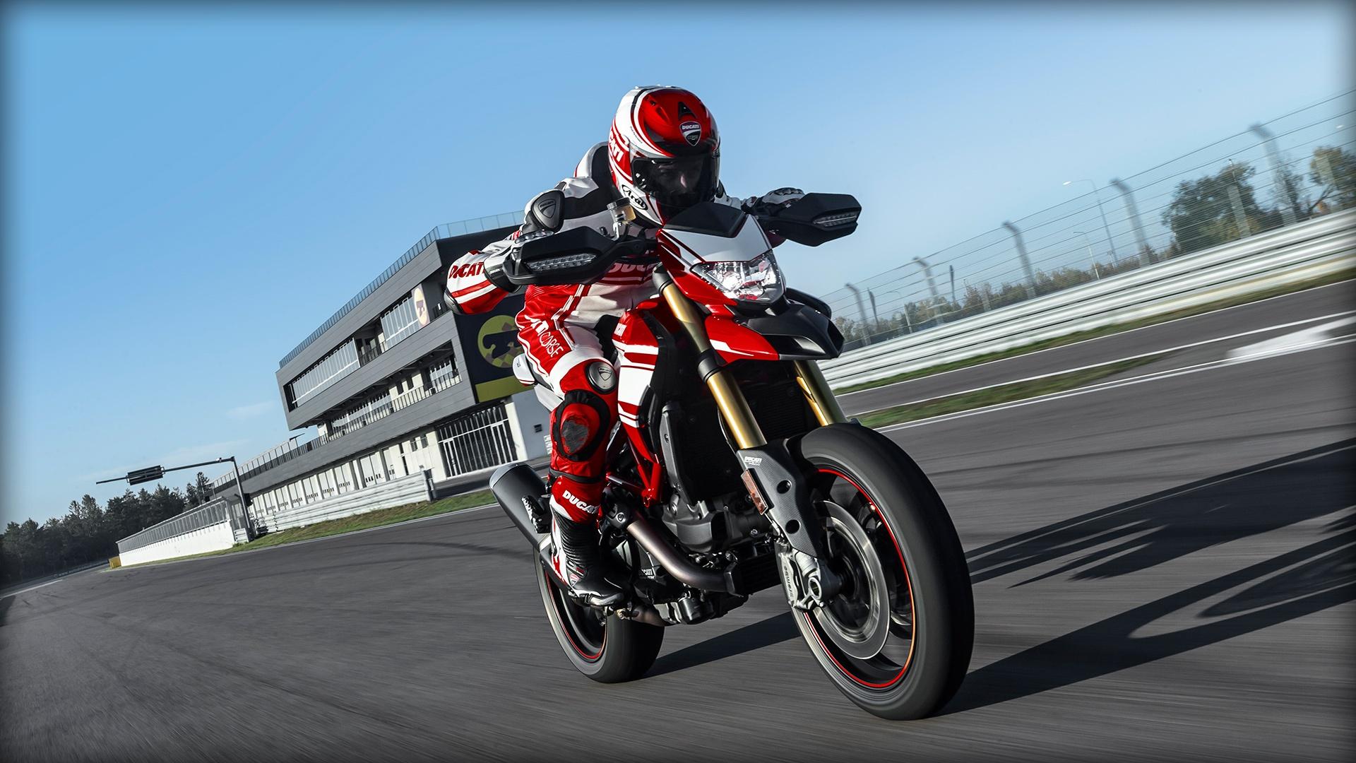 Ducati Hypermotard 939 Wallpaper 1920x1080