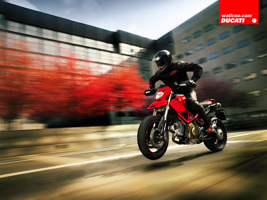 Ducati Hypermotard 1100 Sport Motorcycle 1024x768 NO.41 Desktop