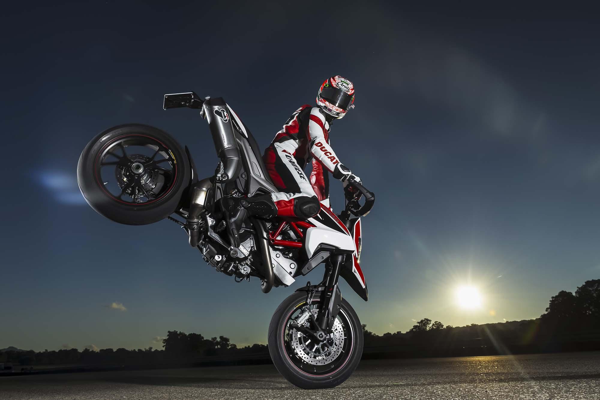 Ducati Hypermotard 939 Wallpaper