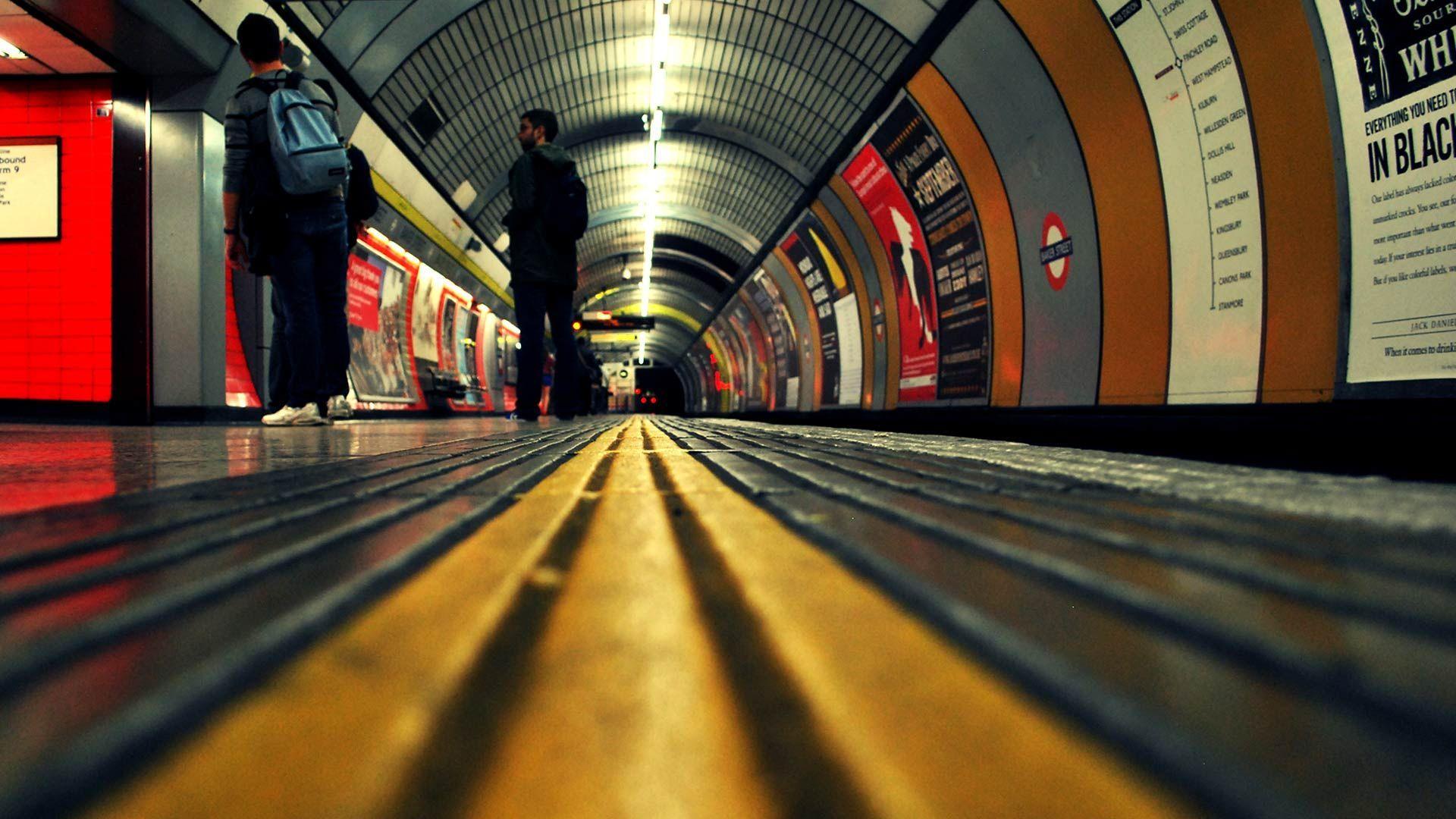 London Underground Wallpaper Free London Underground