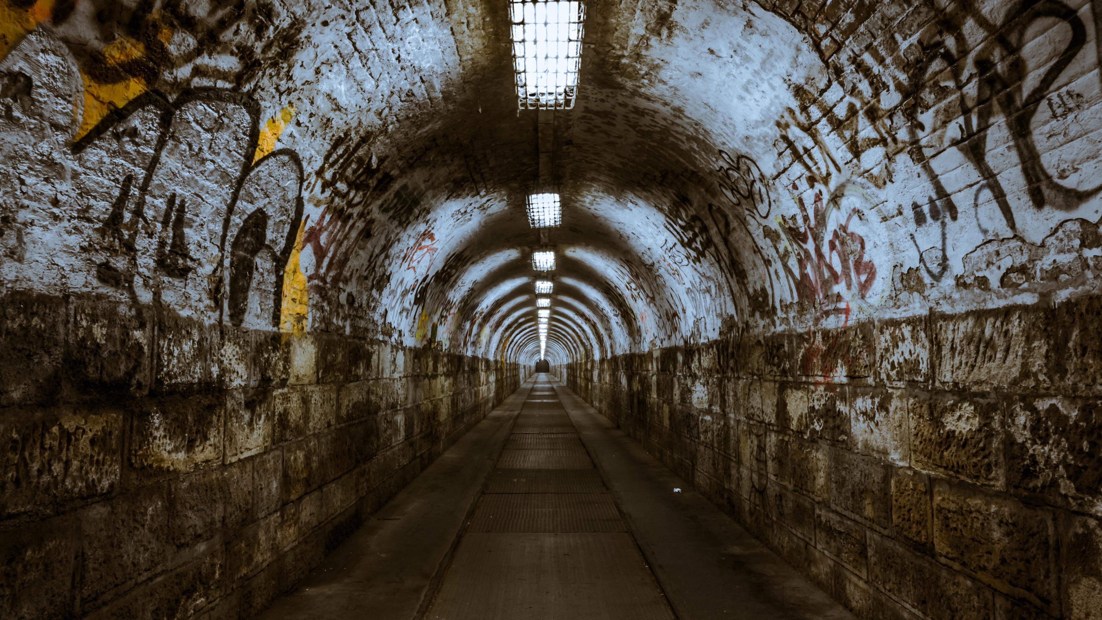Download wallpapers 3840x2160 tunnel, underground, abandoned.
