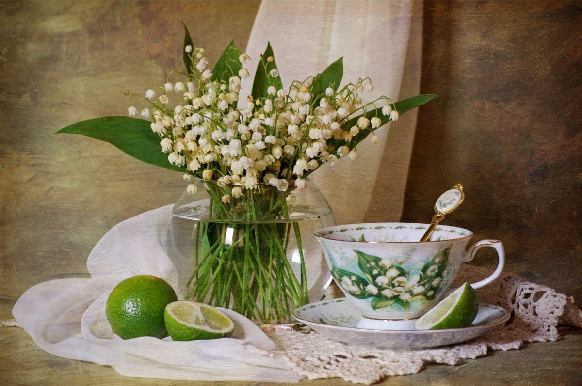 Lily of the valley teacup