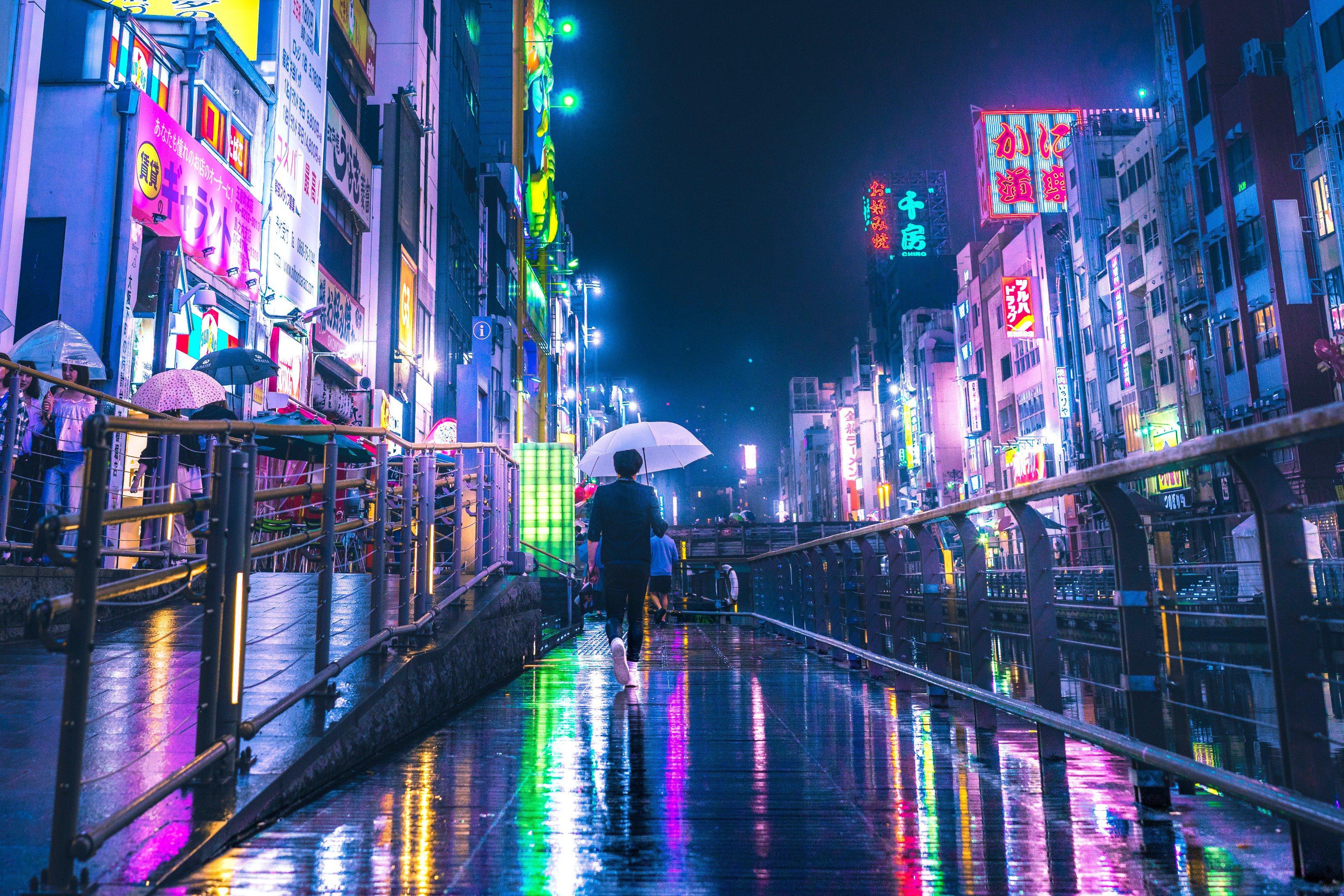 Osaka under the rain [3276x2184]