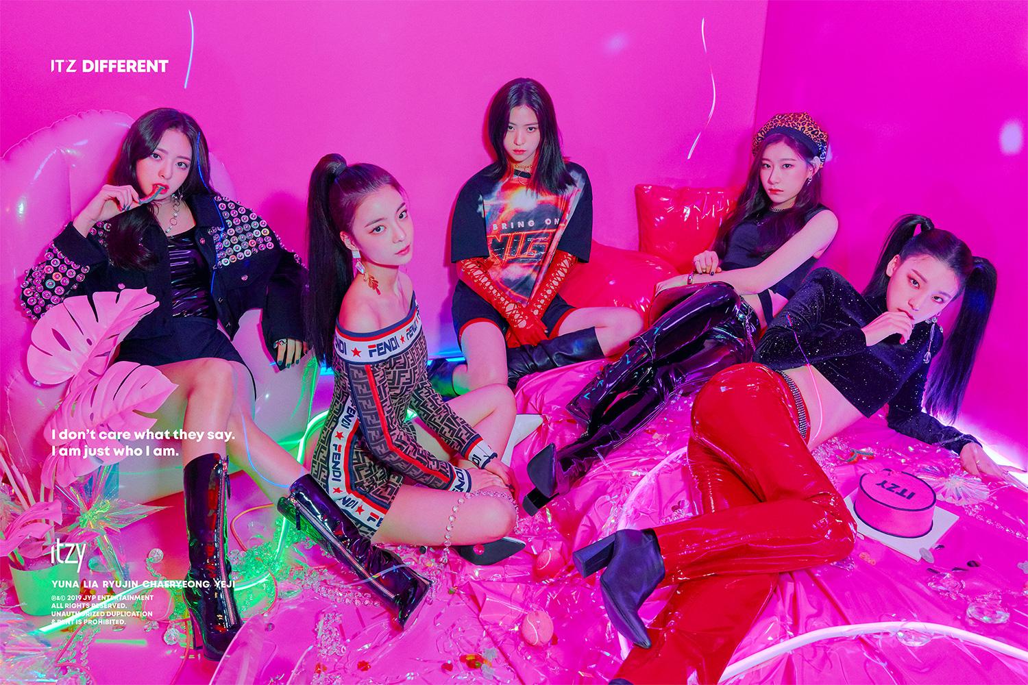 JYP Unveils Teaser Image for ITZY's Yeji