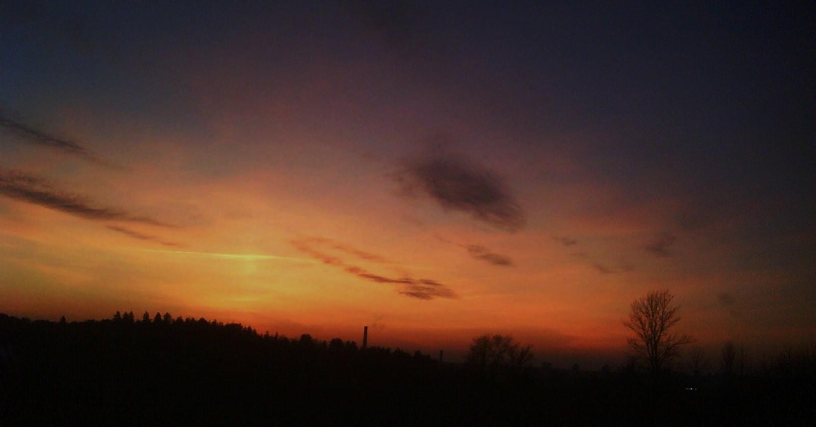 Sunset Vilnius Lithuania Naujininkai Evening Wallpaper For Cell