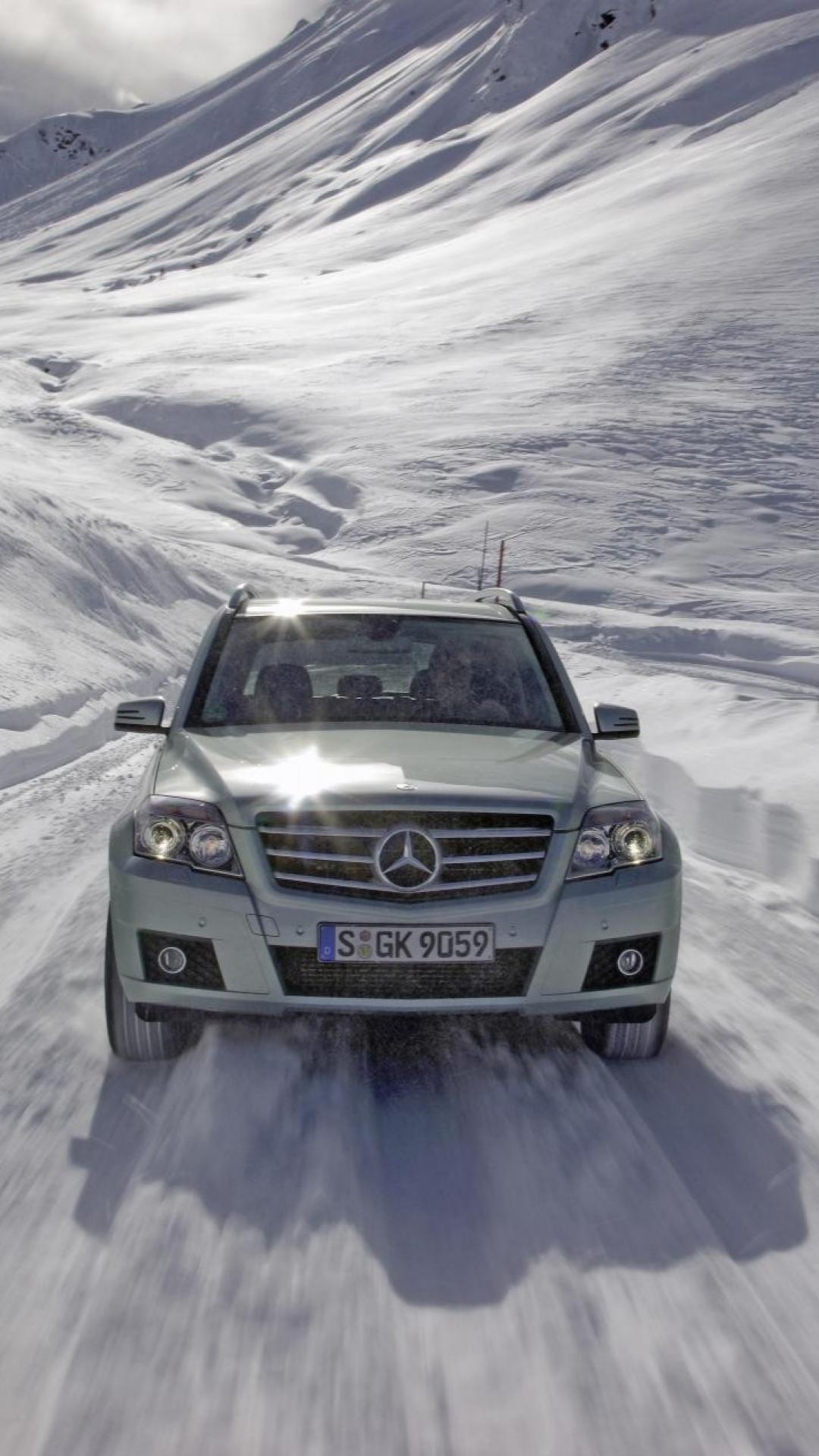 Snow Suv Front View Mercedes Benz Glk Class Mercedes Benz