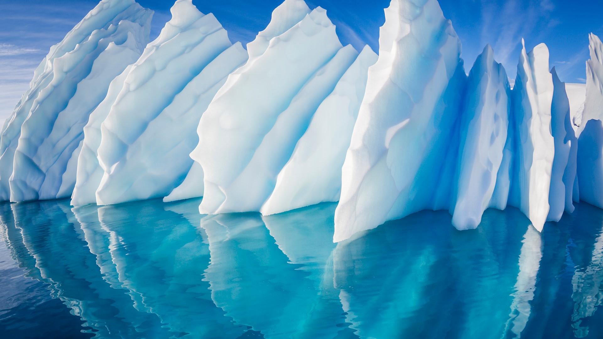 Iceberg in Paradise Harbor, Antarctic Peninsula, Antarctica
