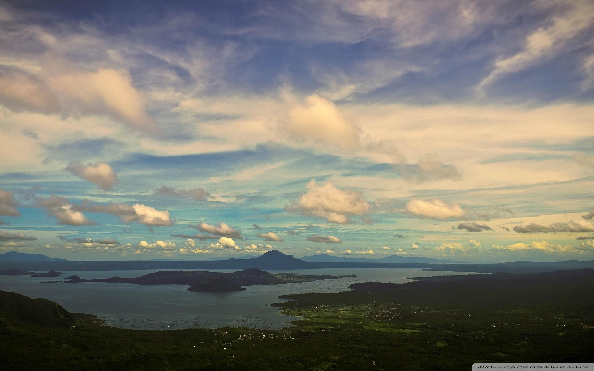 Long view of taal volcano wallpaper. PC