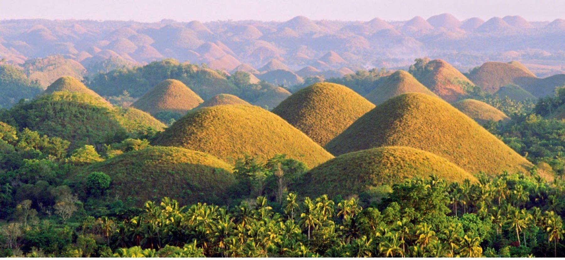 Bohol and its Chocolate Hills (Philippines) Golden Scope