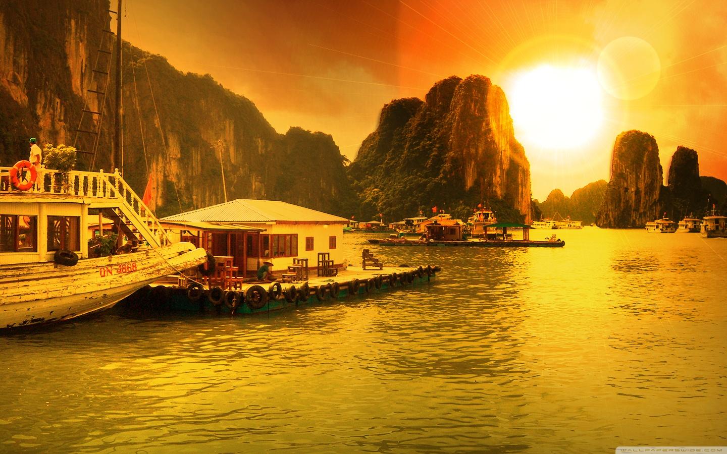 Vietnam, Ha Long Bay ❤ 4K HD Desktop Wallpaper for 4K Ultra HD TV
