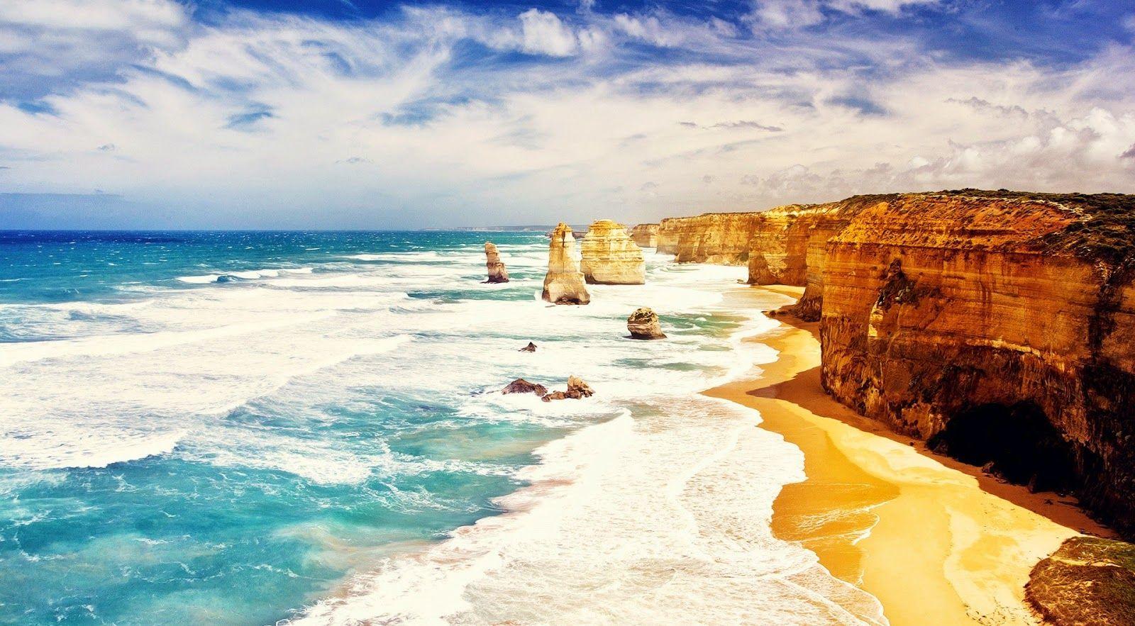 The Twelve Apostles, The Great Ocean Road, Australia. The Sea