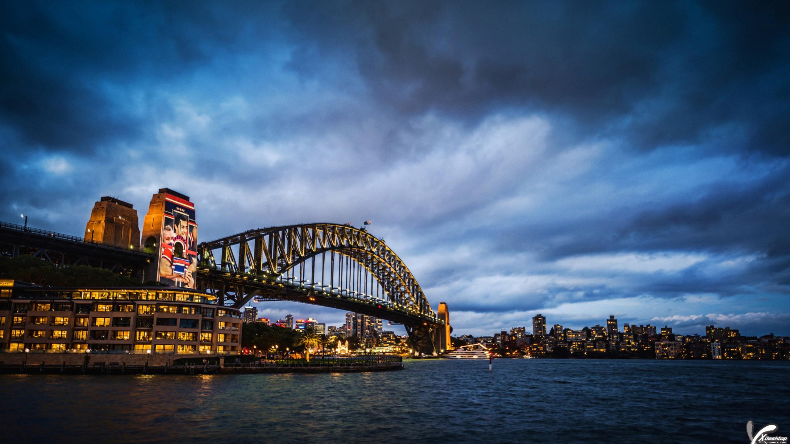 A View Of Sydney Harbour Bridge Wallpaper