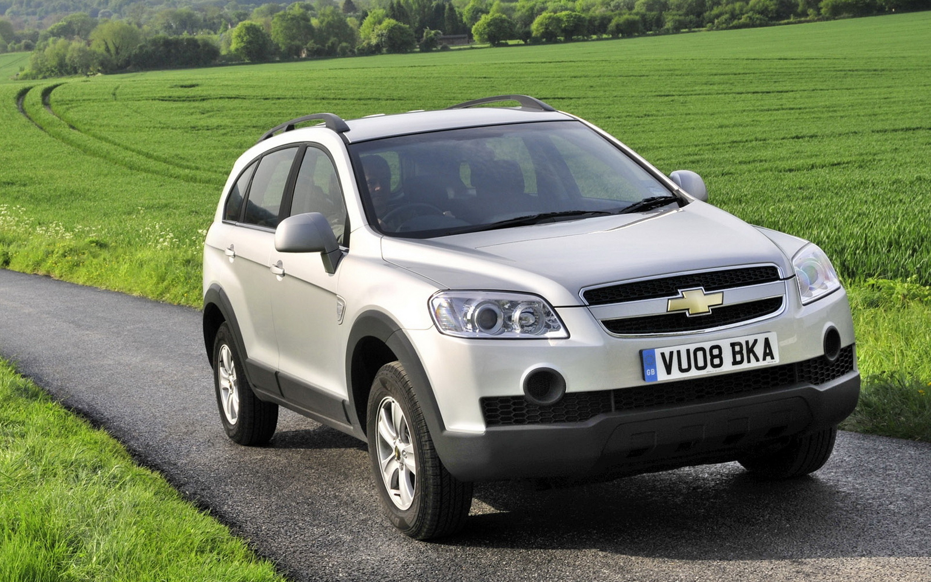 Chevrolet Captiva wallpaper and image, picture, photo