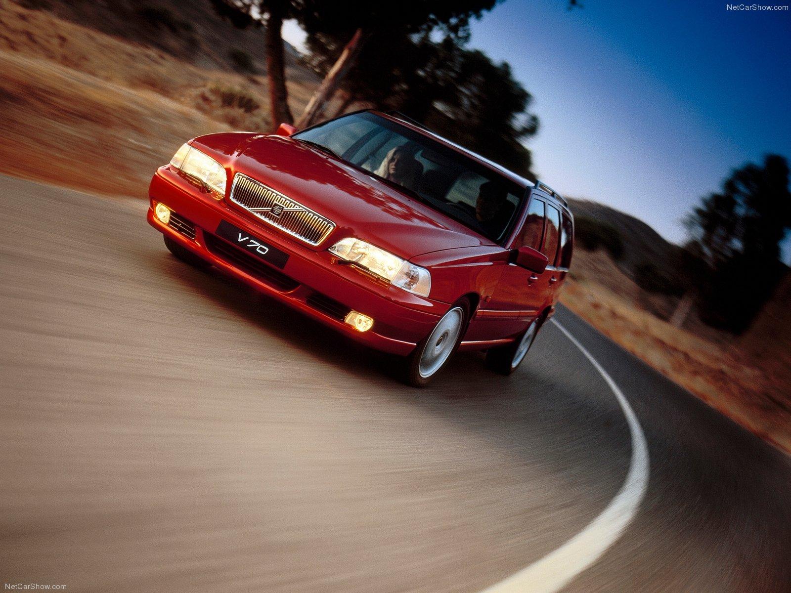 Volvo V70 1997 wallpaperx1200