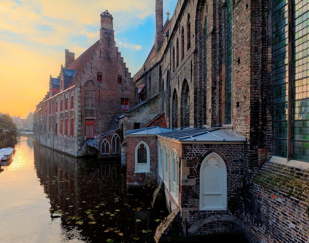 Clouds houses europe belgium rivers cities bruges wallpaper