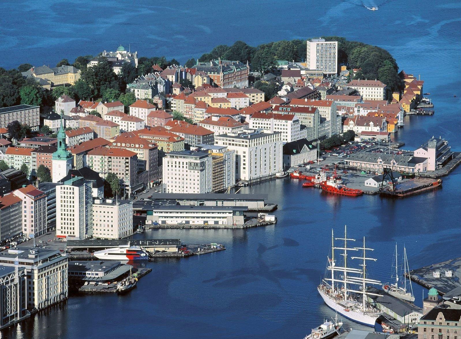 Bergen, Norway Wallpaper and Background Imagex1176