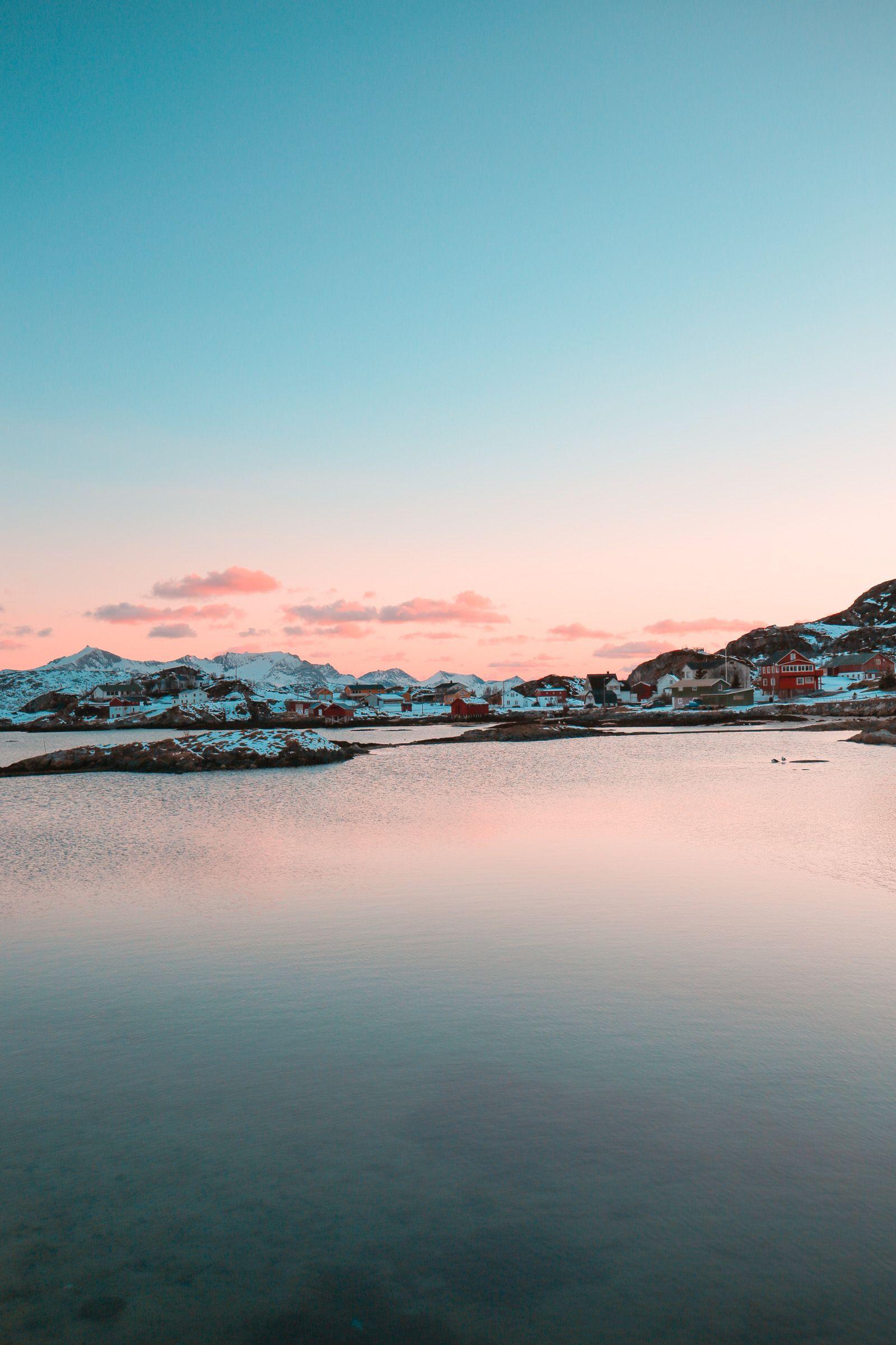 A Trip To The Arctic Circle In Tromso, Norway. Wallpaper Duvar